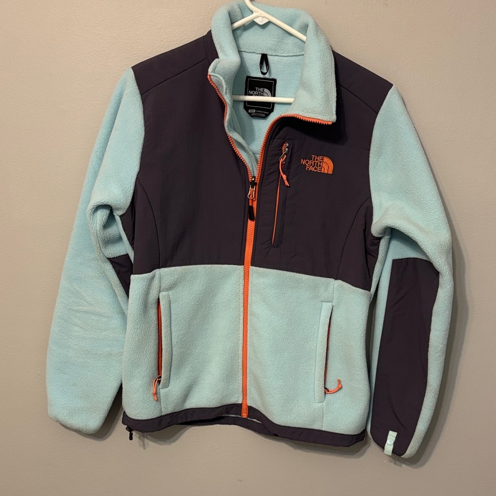 The North Face Women’s gray/light blue fleece jacket - Picture 2 of 12